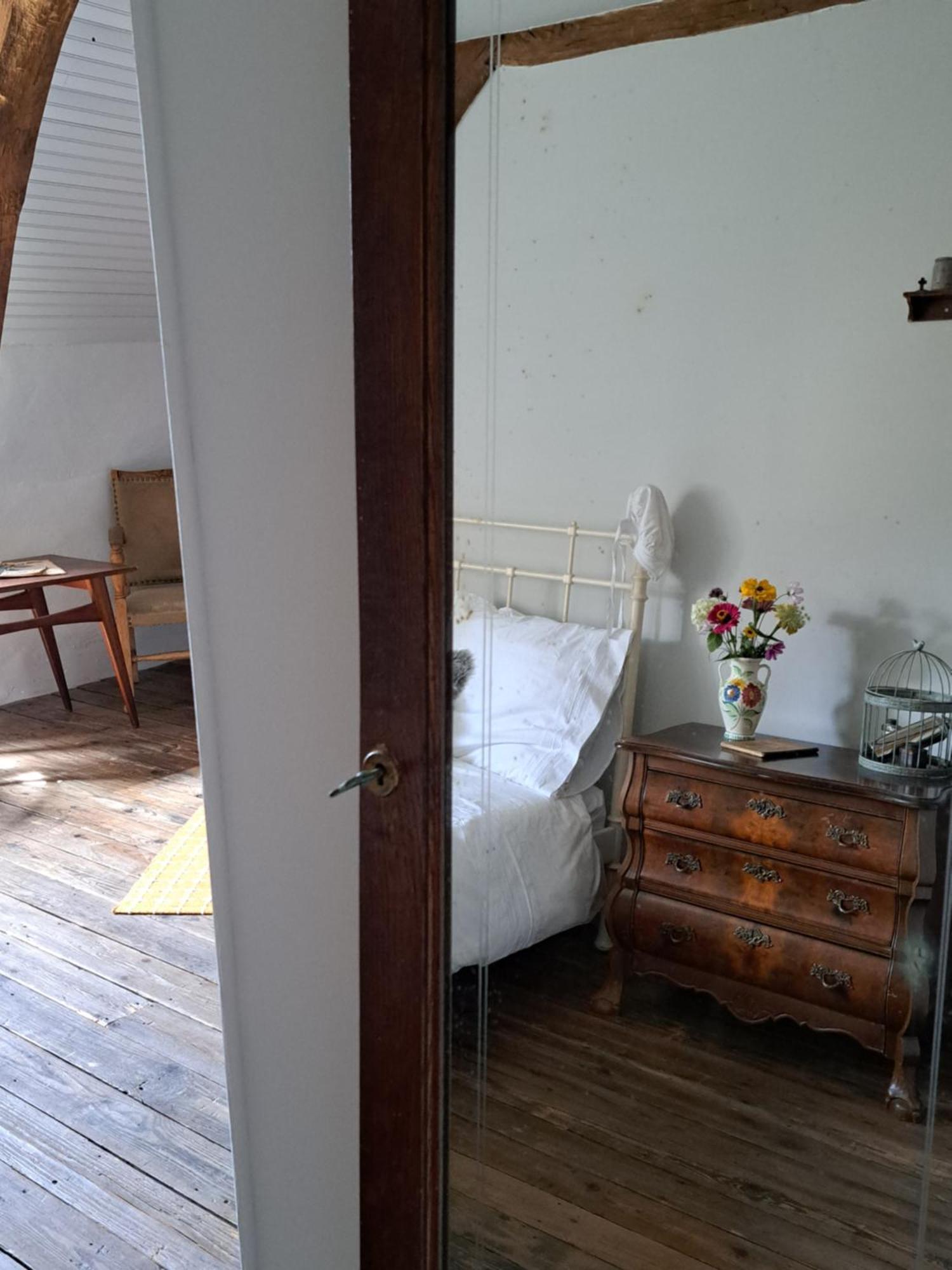 Chez Nous Bed & Breakfast Brigueuil-le-Chantre Exterior photo